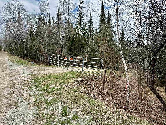 2nd image of 227 Dukes Road