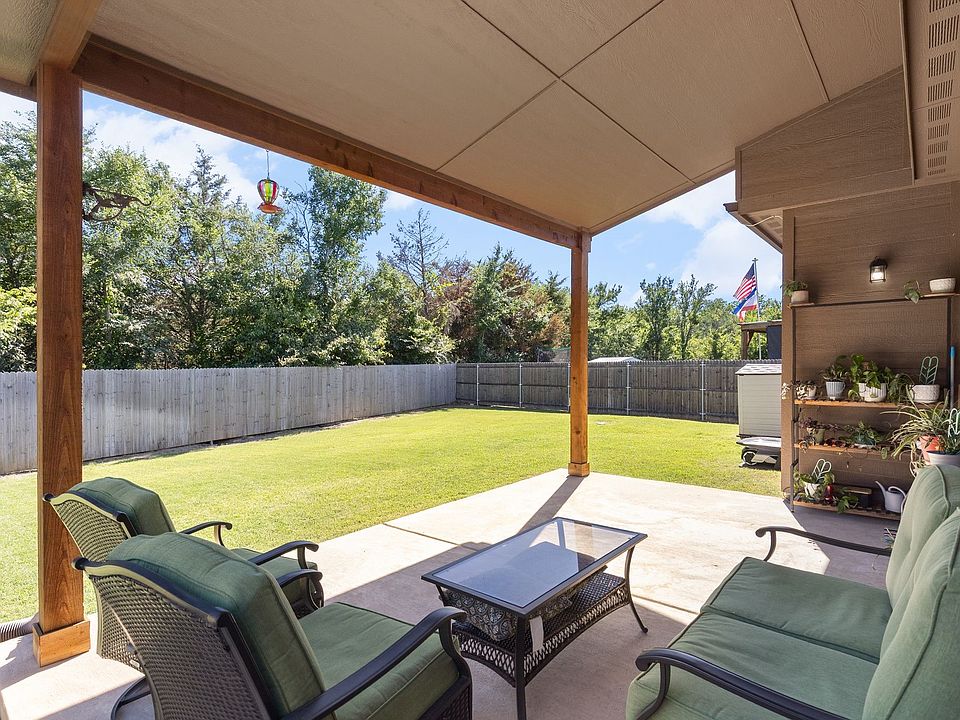 1st image of 7820 Cottonwood Dr
