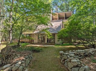 2 High Rock Ln, South Hamilton, MA 01982
