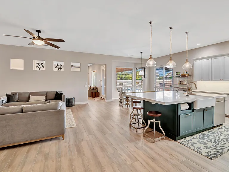 10226 E Laguna Azul Ave — Photo 19