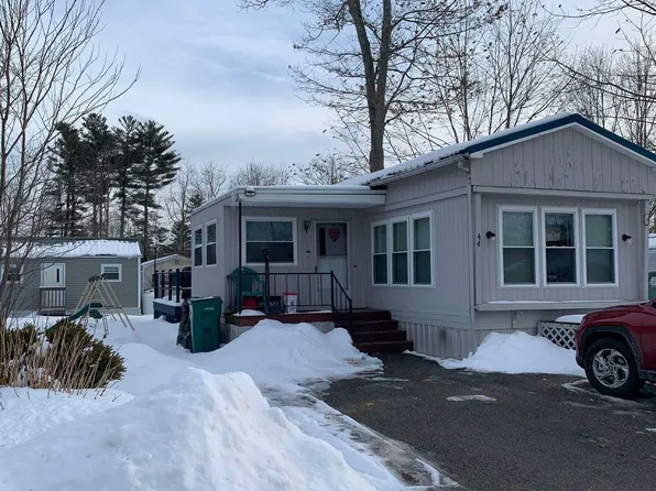 44 HOLLY PARK Lane, Rochester, NH 03867
