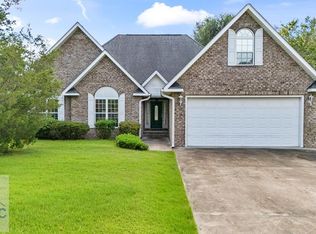 111 Portmere Dr, Jesup, GA 31546