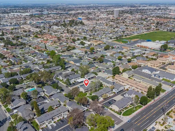 8437 Benjamin Dr #127, Huntington Beach, CA 92647