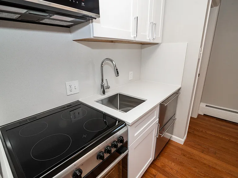 Garfield Park Apartments — Photo 28