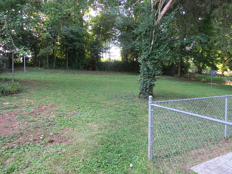 2623 Tecoma Dr — Photo 17