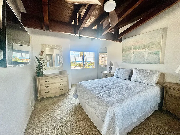 8151 Camino Del Oro — Photo 22