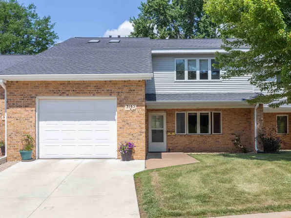 3165 Foothill Ct Unit G, Dubuque, IA 52001