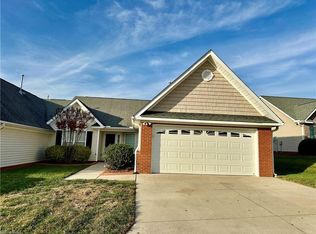 678 Chas Ct, High Point, NC 27265