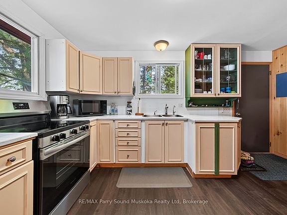 5th image of 3 Robinson Rd