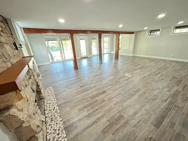 Large lower level walkout rec room with lake views.