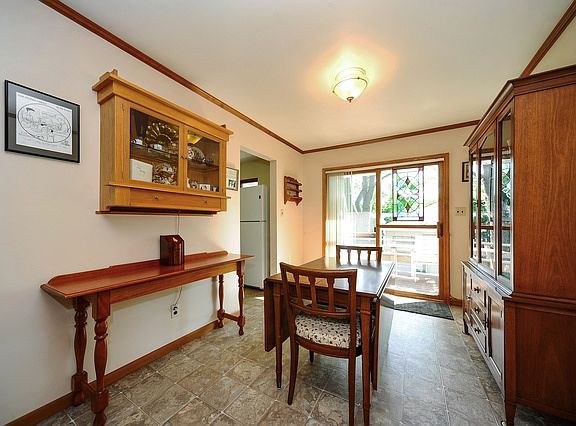 5th image of 1008 Kenilworth Dr
