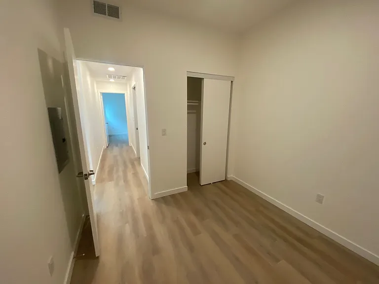 4015 Richmond St #403 — Photo 16
