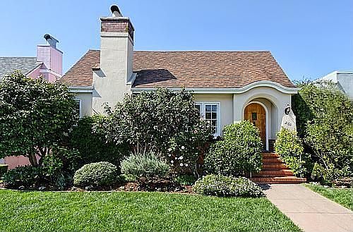 1st image of 260 San Fernando Way
