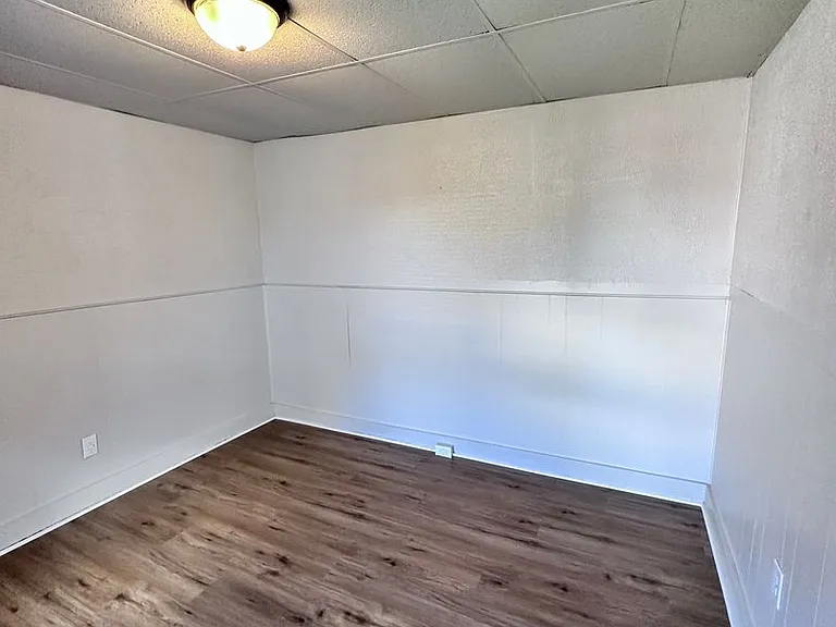 587 W Princess Street - NWA — Photo 6