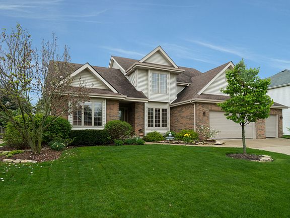 3rd image of 24149 Cabernet Ln