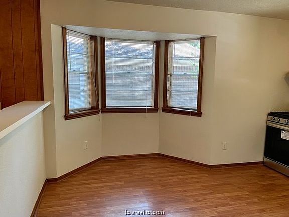4th image of 3006 Bluestem Dr