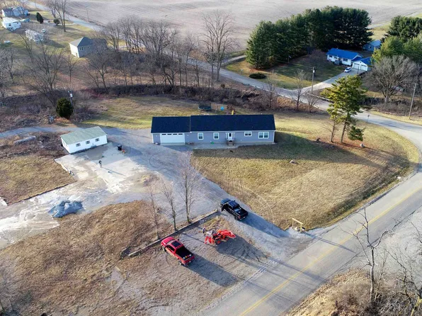 5053 S 800 W, Pleasant Lake, IN 46779