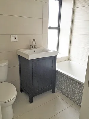 Rented by Premier Metro Realty Corp | media 63