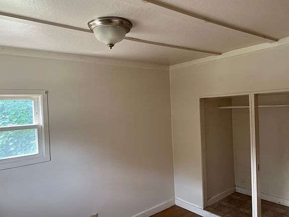 4th image of 823 N Pembroke Rd #2