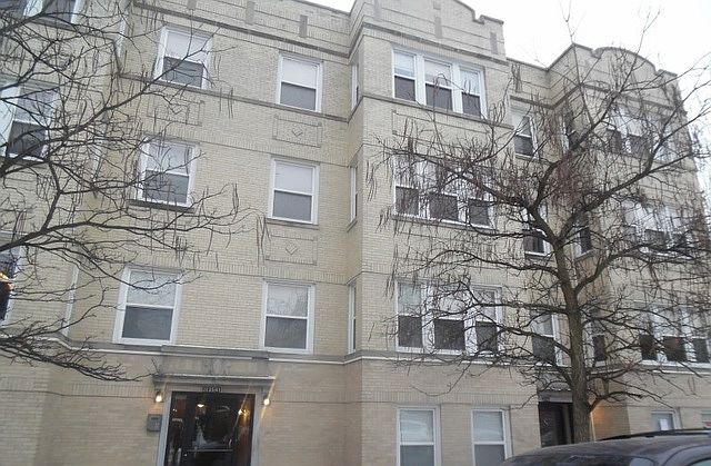 1st image of 3141 W Carmen Ave APT 2