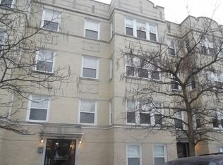 3141 W Carmen Ave APT 2, Chicago, IL 60625