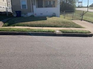101 56th St, Fairfield, AL 35064