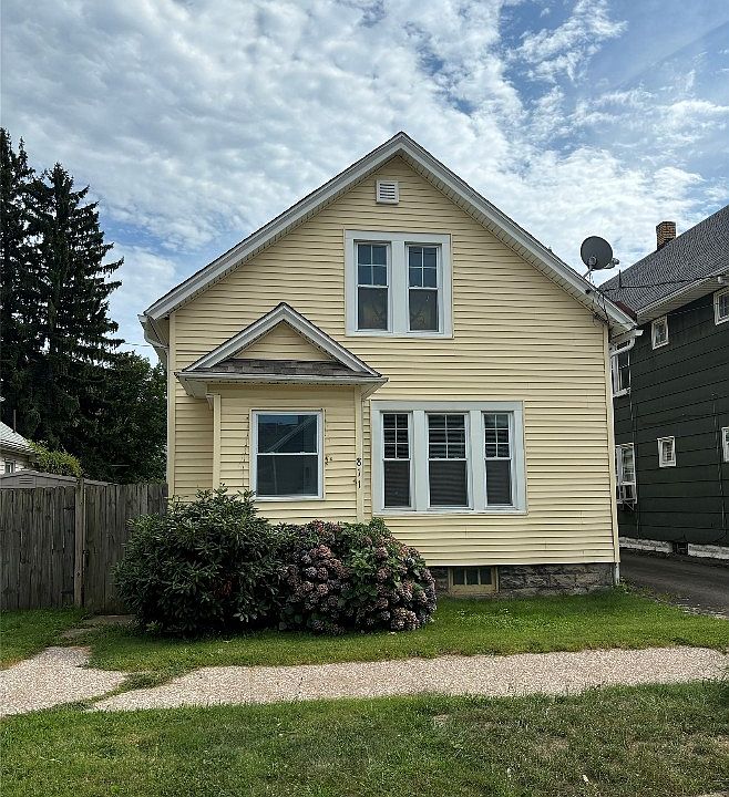 1st image of 811 W 23rd St