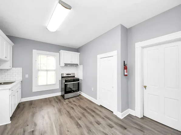 2502 Saltus St #4, Houston, TX 77003