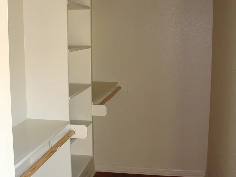 115 Meadow Park Cir #115 — Photo 22