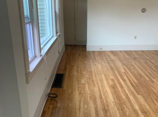 88 Front St #2, Merrimack, NH 03054