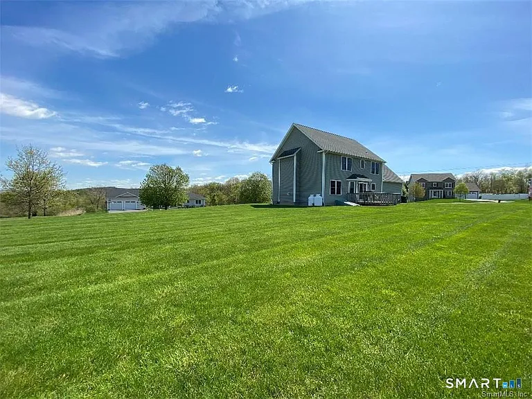 47 Pineridge Dr — Photo 14