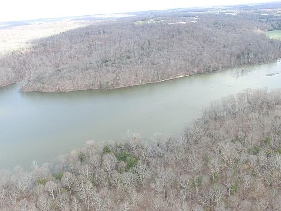 4th image of 15 Hamilton Lee Rd