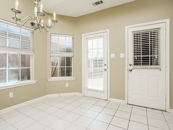 5th image of 6811 Seaside Dr