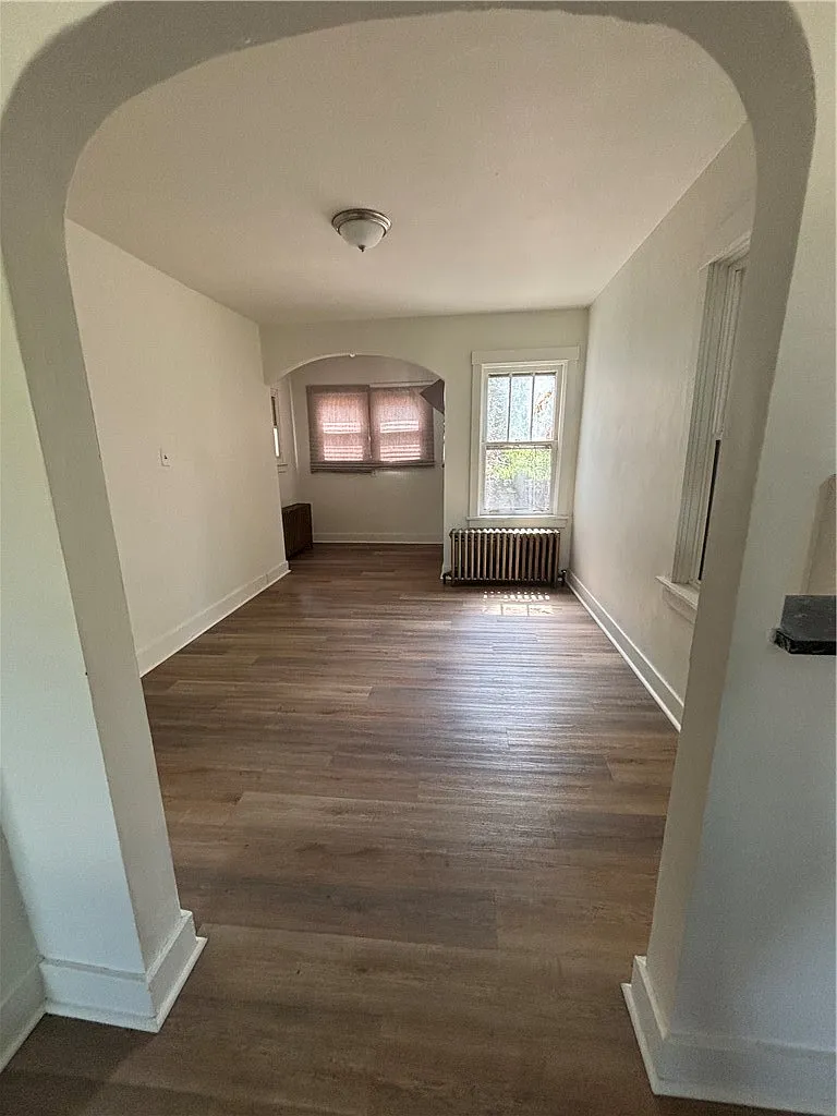 2 bed, 1214 sqft, $1,800 — Photo 2