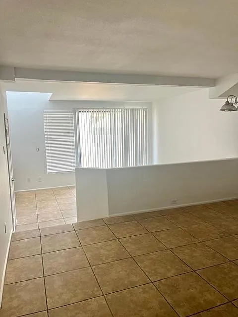Building Photo - 10055 E Mountain View Lake Dr #1031