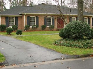 3514 Broadsword Rd, Winston Salem, NC 27104