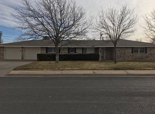 1107 Linn Dr, Spearman, TX 79081