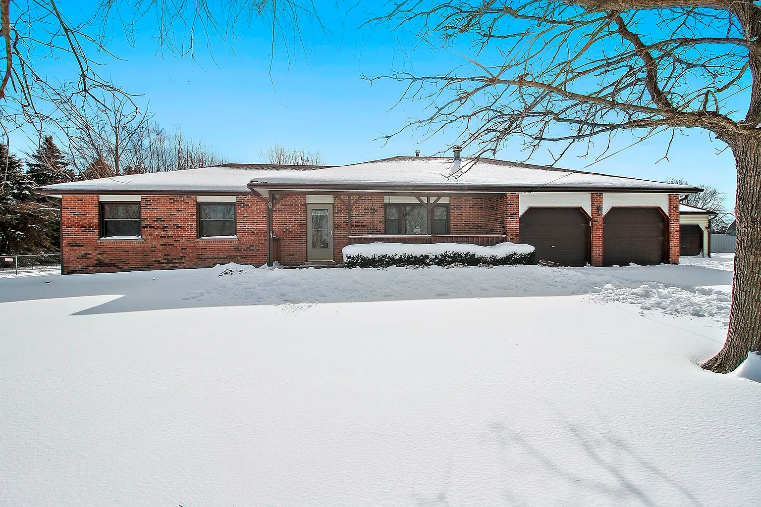 17531 W Spangler Rd photo 1