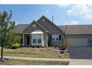 2002 Greystone Dr, Coraopolis, PA