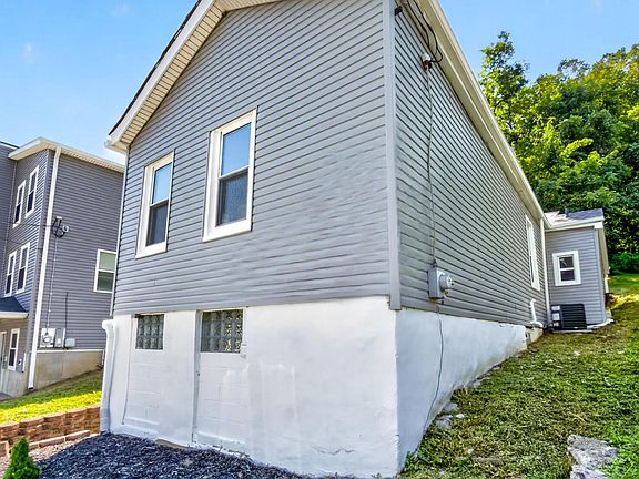 5th image of 1207 John St