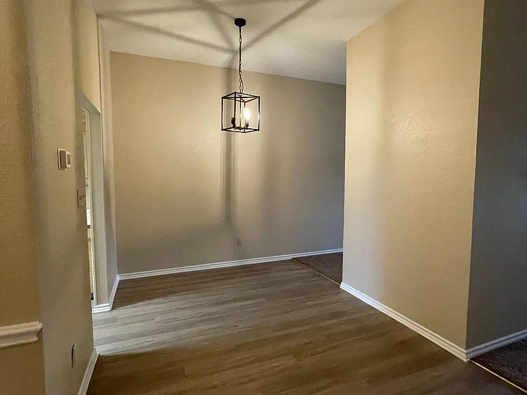 800 Betty Ct #B — Photo 12