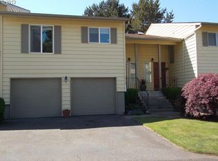 15119 NE Rose Pkwy, Portland, OR 97230