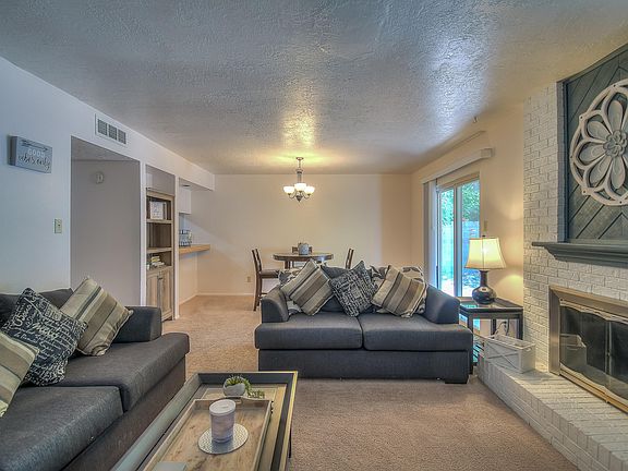 4th image of 6916 Conestoga Dr NW