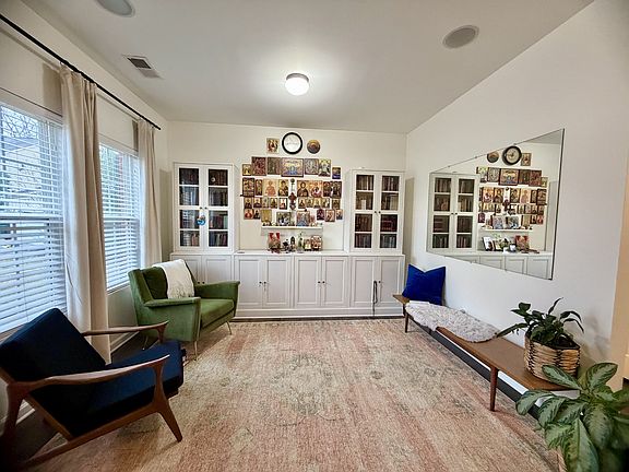 5th image of 3010 Gale Ct