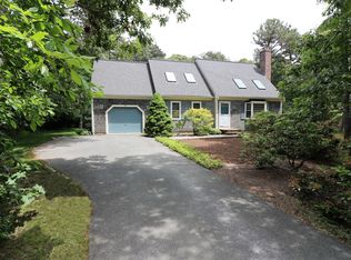 37 Bog Pond Rd, Brewster, MA 02631