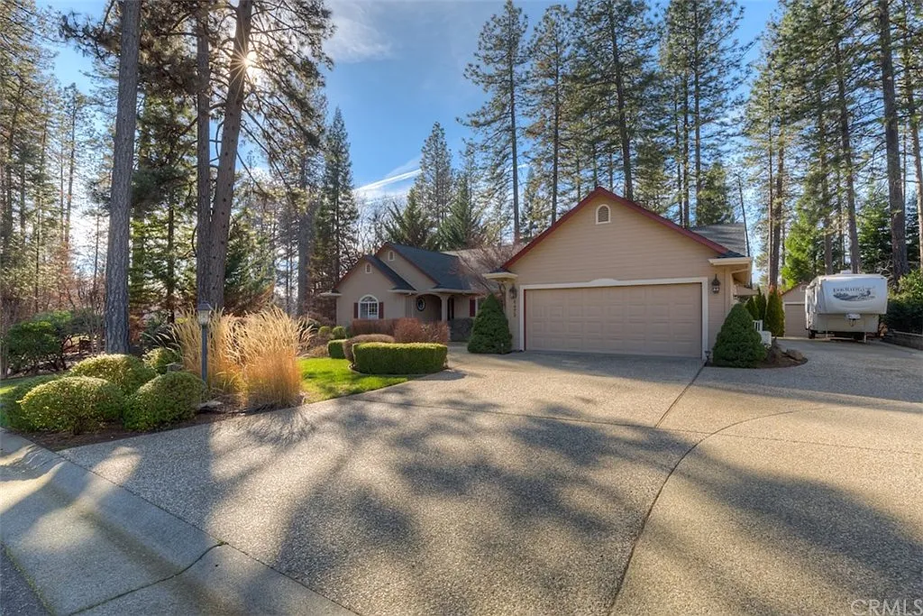6473 Alexander Ct photo 1