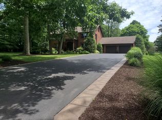 670 Clover Hill Rd, Somerset, PA 15501