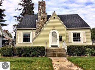1018 W Front St, Traverse City, MI 49684