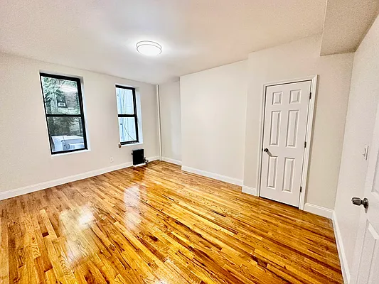 Rented by Highline Residential | media 4