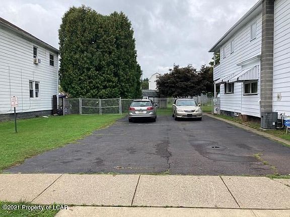 4th image of 78 Center St #80